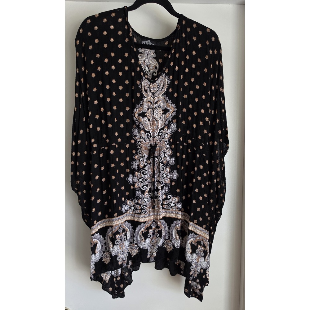 Angie Tunic Women Boho Paisley V-Neck Short Sleeve Black White Tan Casual Top